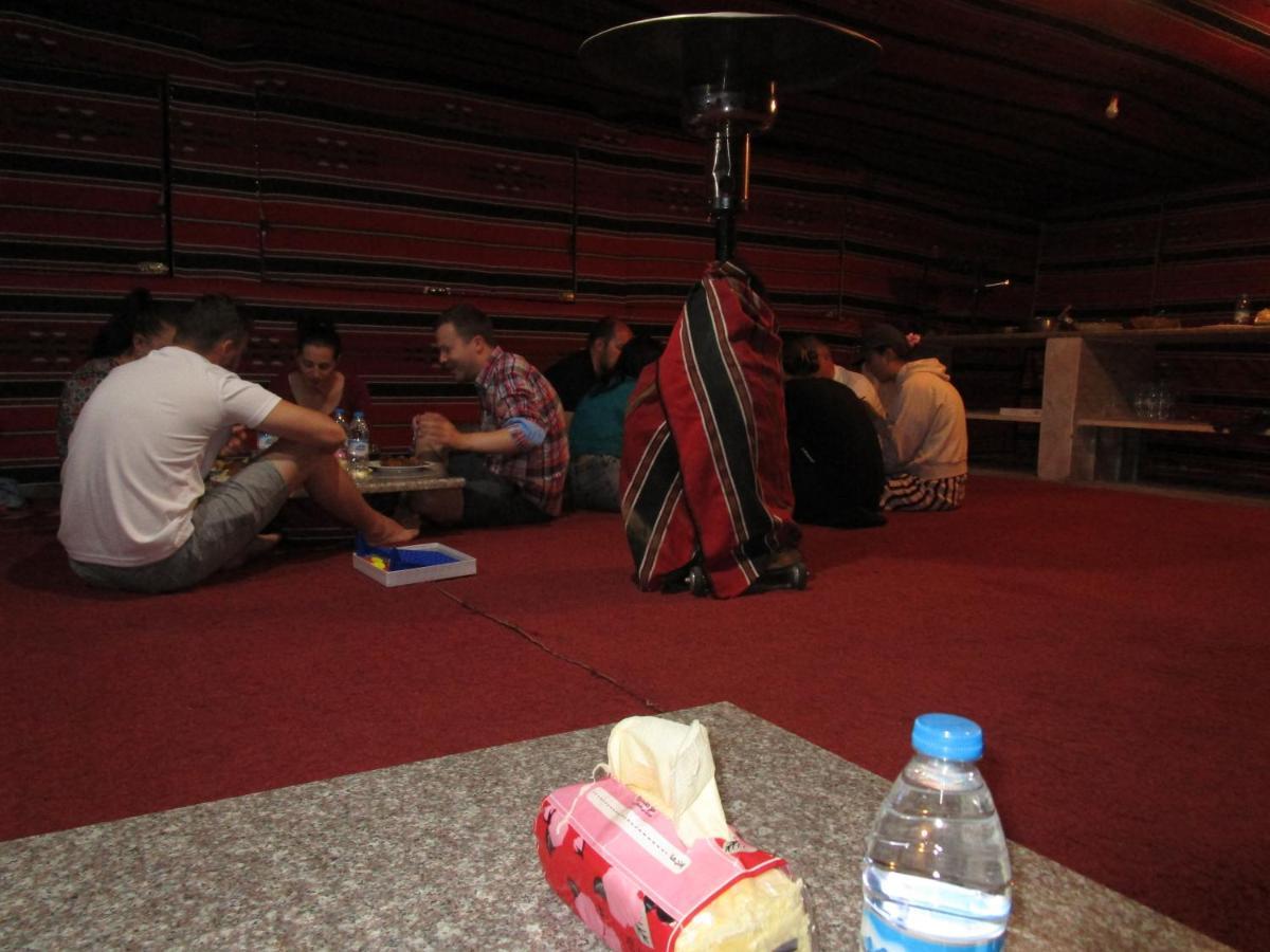 Hotel Bedouin House Camp Wadi Rum Zewnętrze zdjęcie